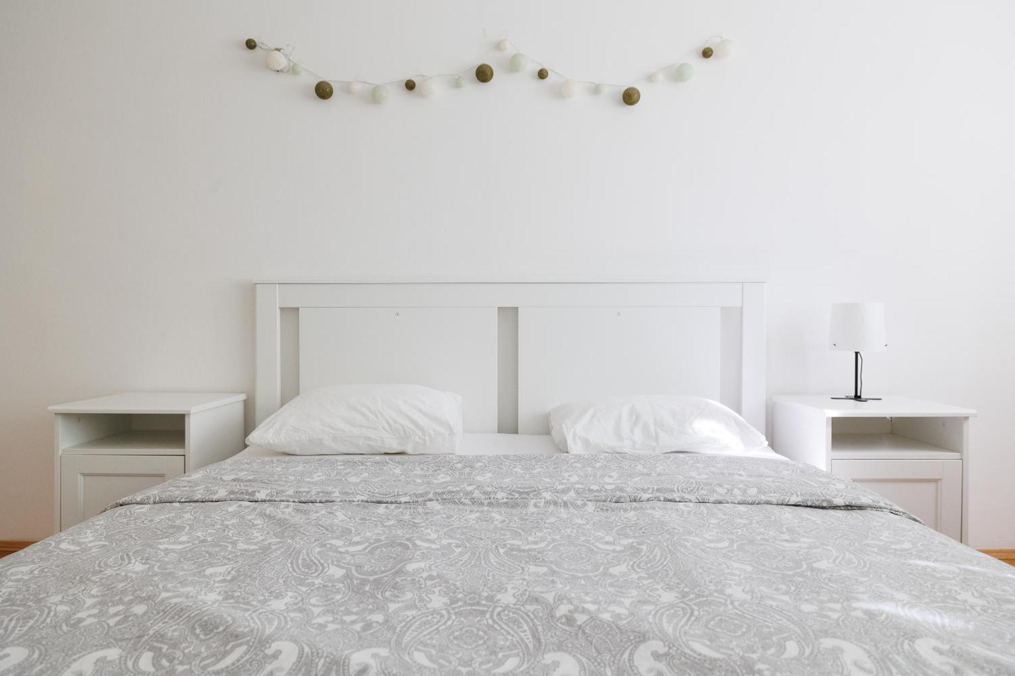Cozy, Spacious And Charming 4 Bedrooms Apartament Вена Экстерьер фото