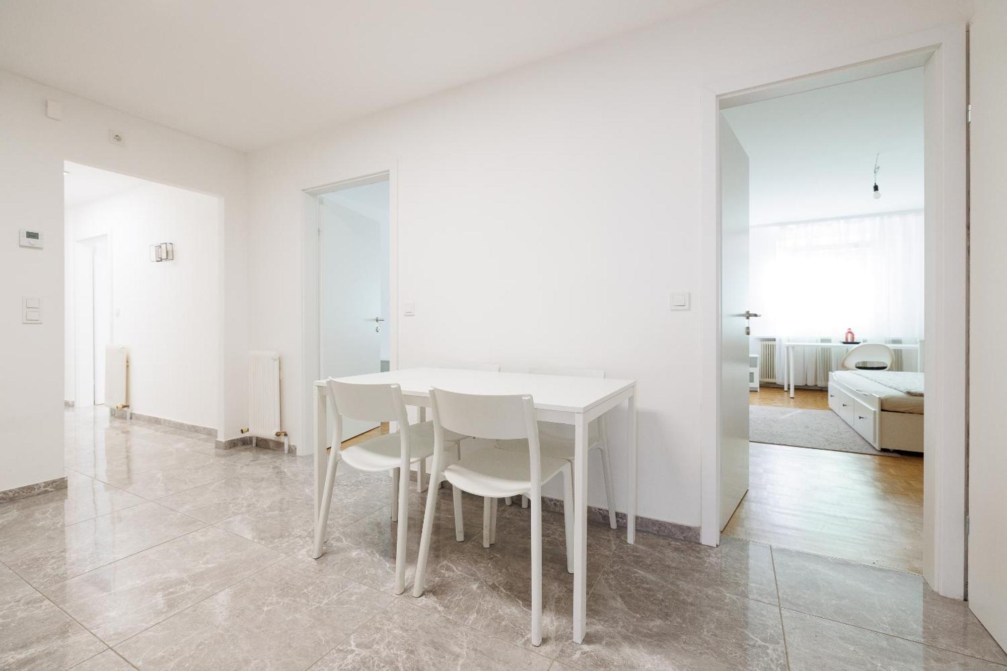 Cozy, Spacious And Charming 4 Bedrooms Apartament Вена Экстерьер фото